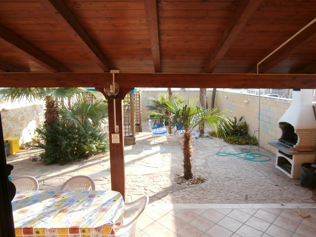Villa Grandioso Sant Isidoro  Exterior photo